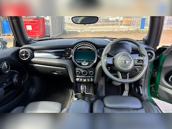 Used MINI Hatch 2022 for sale - 78365959: Photo