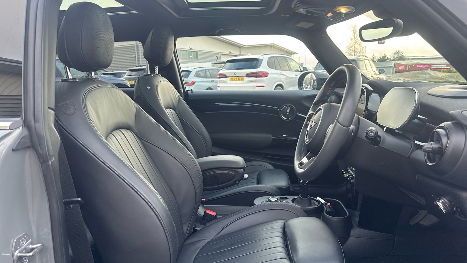 Used MINI Hatch 2022 for sale - 77273475: Photo 11