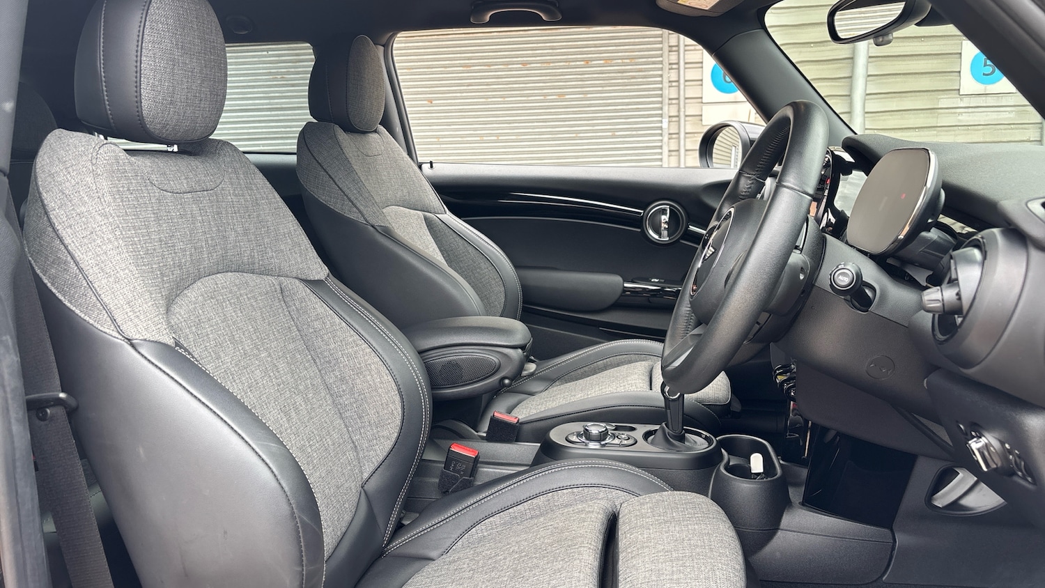 Used MINI Hatch 2022 for sale - 76016332: Photo 11
