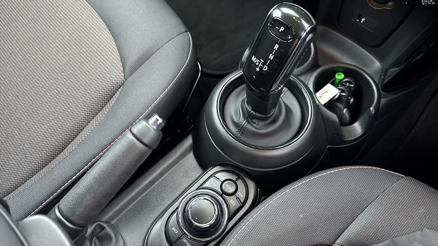 Used MINI Hatch 2022 for sale - 77447026: Photo 10