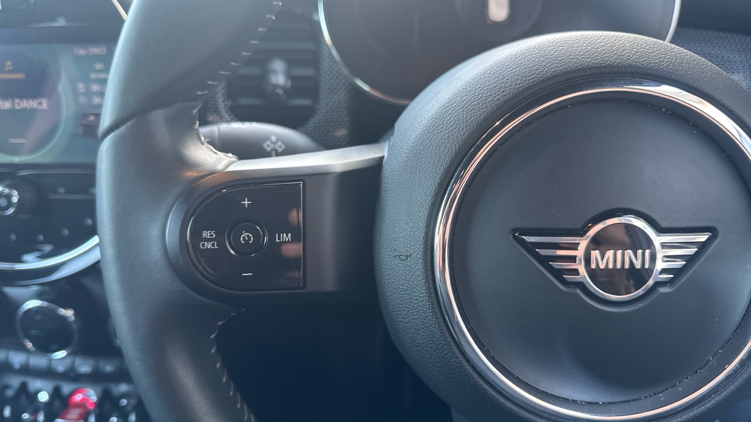 Used MINI Hatch 2023 for sale - 76894349: Photo 17