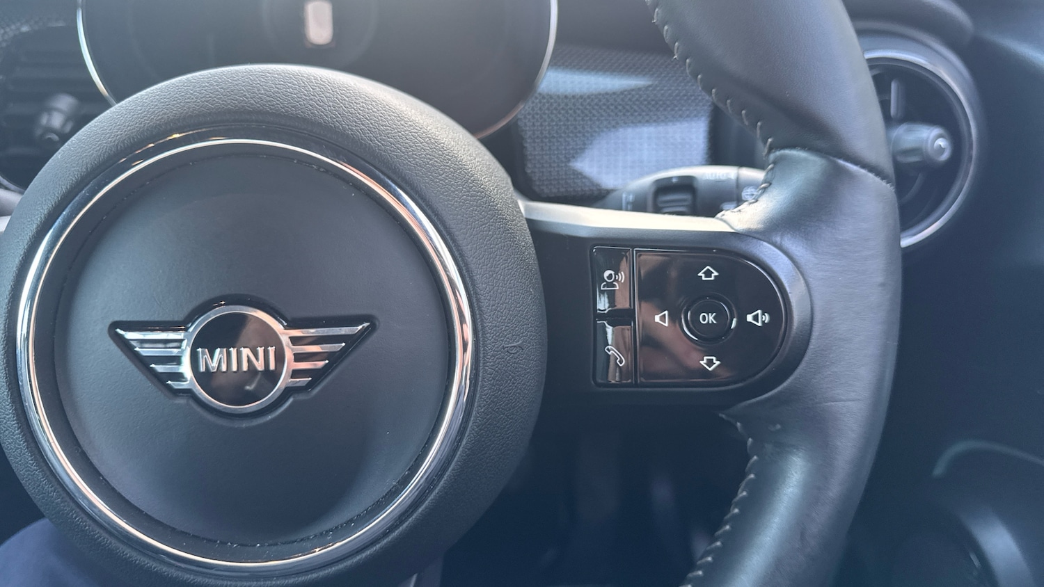 Used MINI Hatch 2023 for sale - 76894349: Photo 18