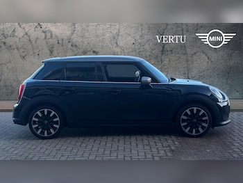 Used MINI Hatch 2023 for sale - 76894349: Photo