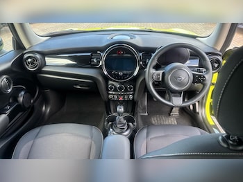 Used MINI Hatch 2023 for sale - 78176336: Photo