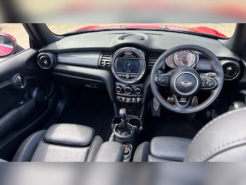 Used MINI Convertible 2019 for sale - 79165125: Photo