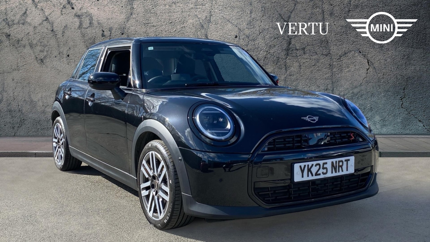 Used MINI Cooper 2025 for sale - 77898747: Photo 1