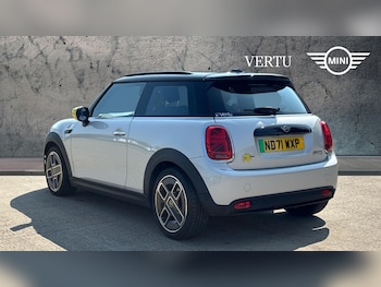 Used MINI Hatch 2021 for sale - 79271353: Photo