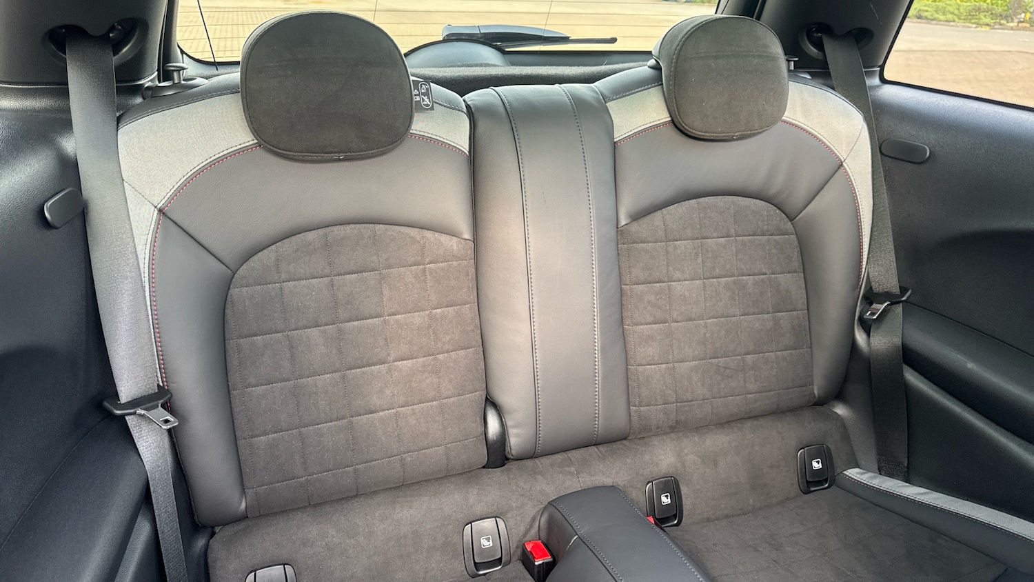 Used MINI Hatch 2023 for sale - 77703064: Photo 12