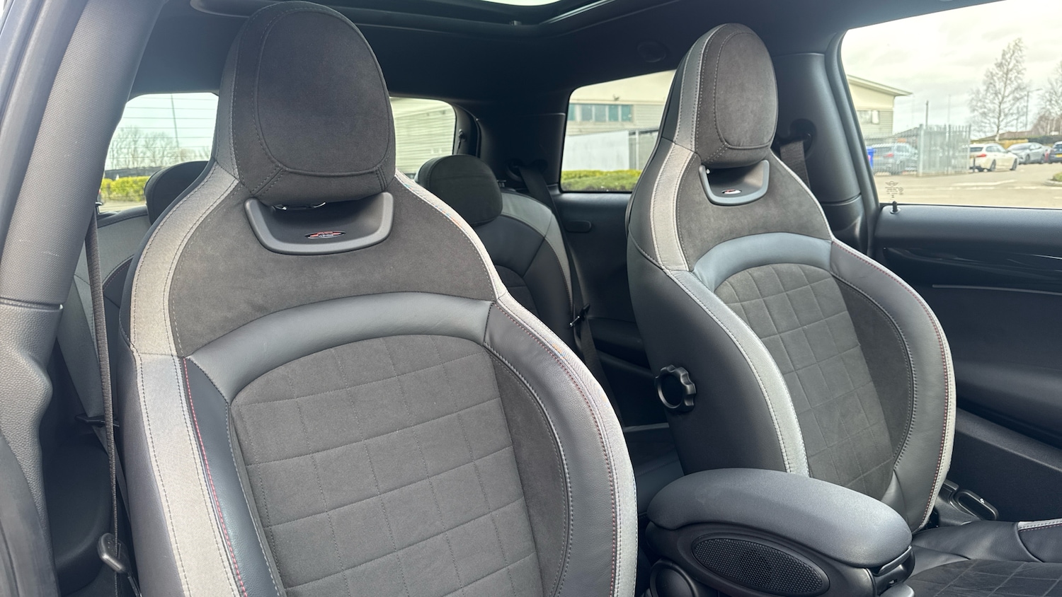 Used MINI Hatch 2023 for sale - 77703064: Photo 31