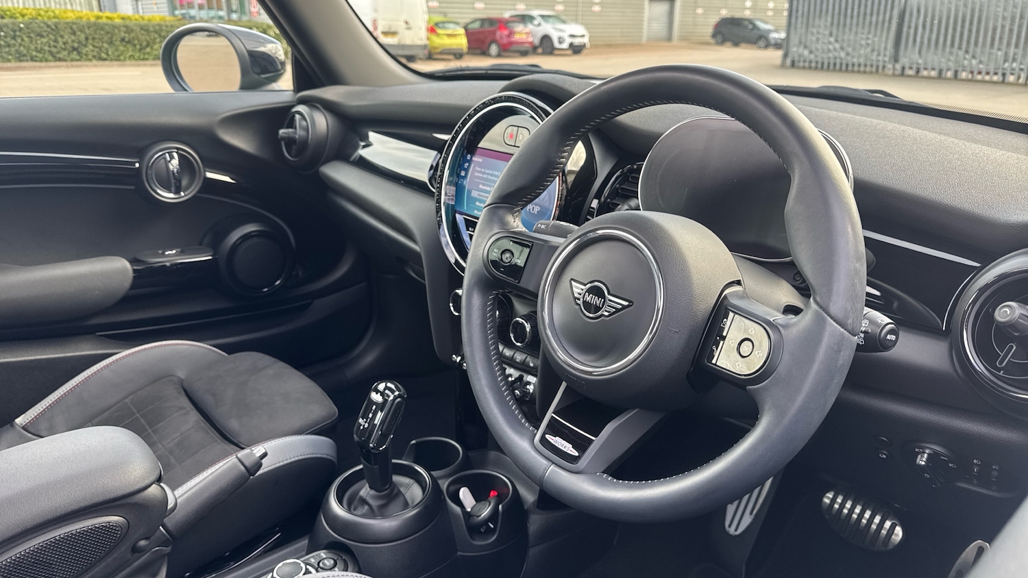 Used MINI Hatch 2023 for sale - 77703064: Photo 6