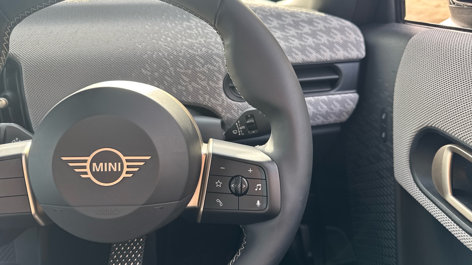 Used MINI Cooper 2024 for sale - 76384915: Photo 18