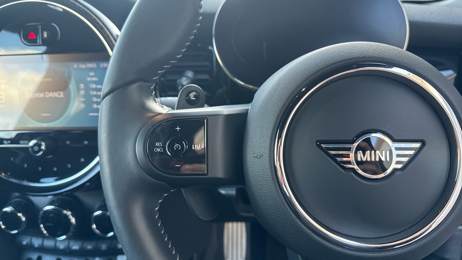 Used MINI Hatch 2023 for sale - 76401918: Photo 17