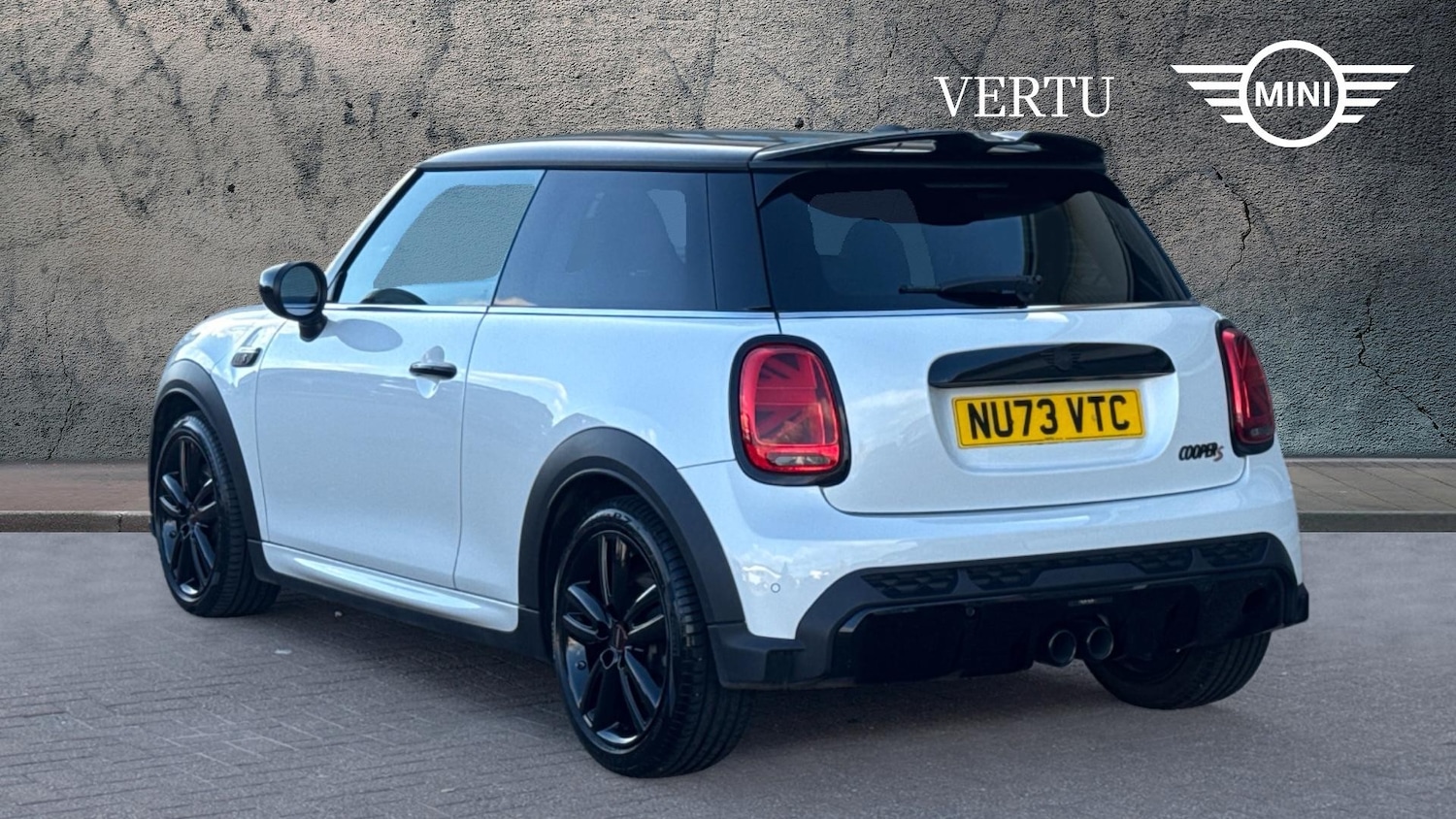 Used MINI Hatch 2023 for sale - 76401918: Photo 2