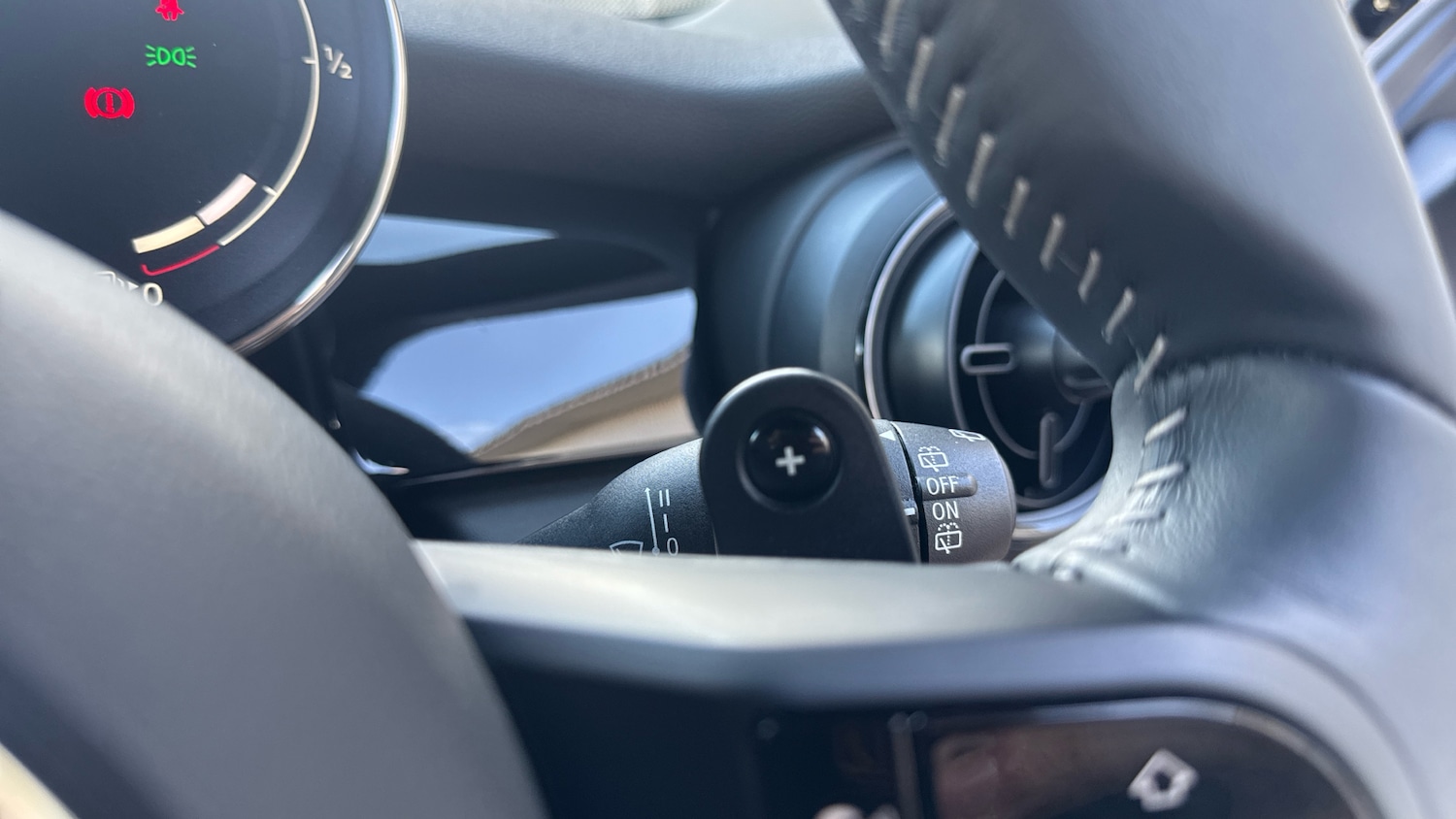 Used MINI Hatch 2023 for sale - 76401918: Photo 29