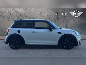 Used MINI Hatch 2023 for sale - 76401918: Photo