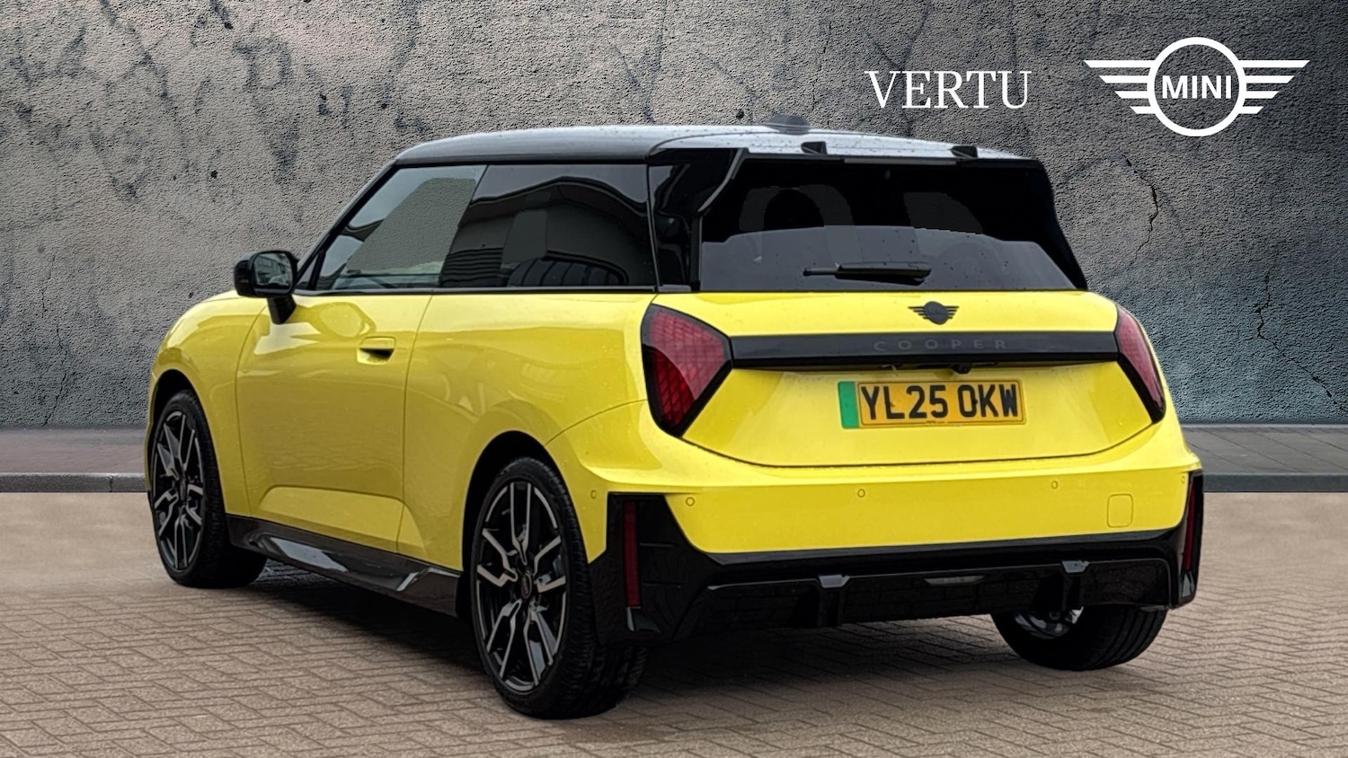 Used MINI Cooper 2025 for sale - 77760459: Photo 2