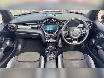 Used MINI Convertible 2023 for sale - 78176334: Photo