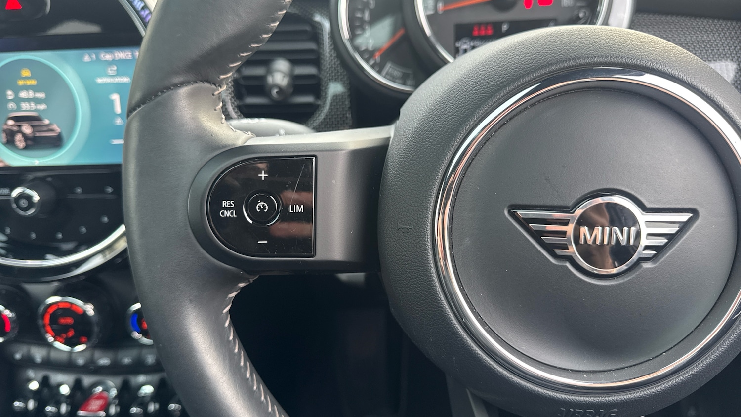 Used MINI Hatch 2022 for sale - 77159099: Photo 17