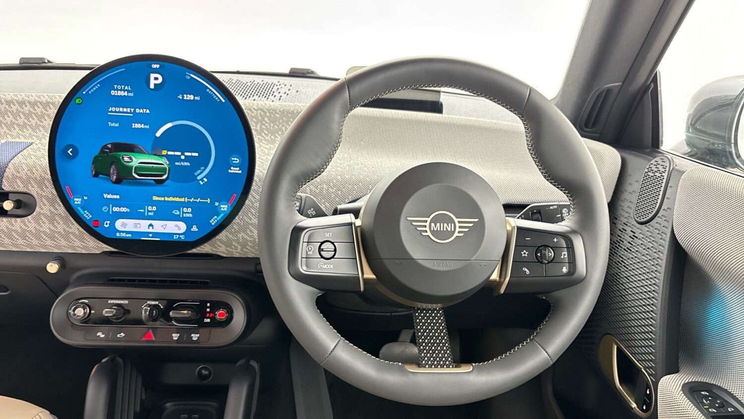 2024 MINI Cooper 135kW E Exclusive 41kWh 3dr Auto Electric Hatchback Hatchback E - Picture 5 of 24