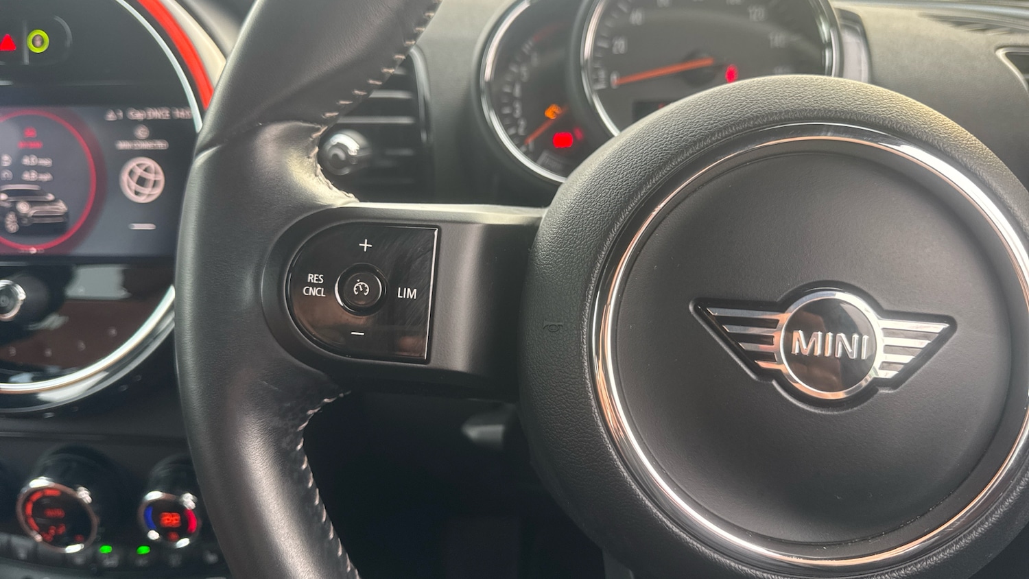 Used MINI Clubman 2022 for sale - 77147888: Photo 17