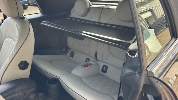 Used MINI Convertible 2024 for sale - 76222180: Photo 12
