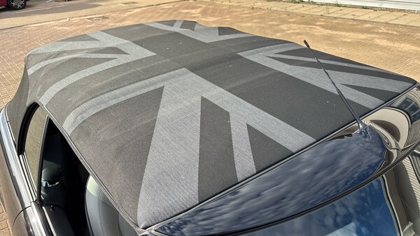 Used MINI Convertible 2024 for sale - 76222180: Photo 21
