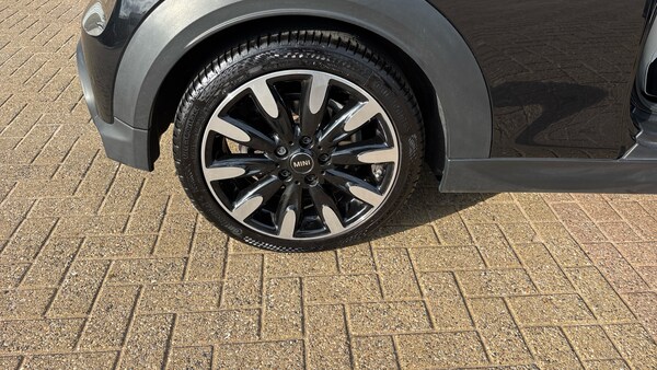 Used MINI Convertible 2024 for sale - 76222180: Photo 51