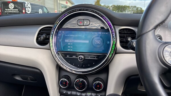 Used MINI Convertible 2024 for sale - 76222180: Photo 59