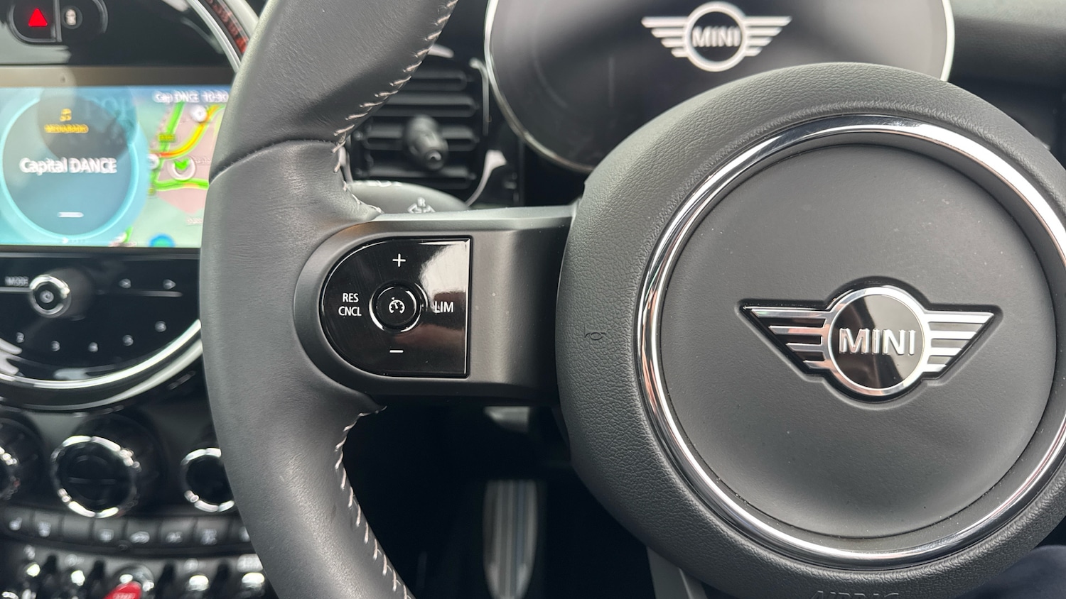 Used MINI Hatch 2023 for sale - 77851191: Photo 17