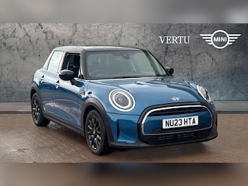 2023 (23) - 1.5 Cooper Classic Premium 5dr Petrol Hatchback