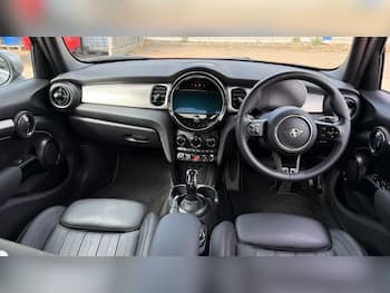 Used MINI Hatch 2023 for sale - 79653125: Photo