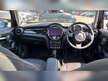Used MINI Hatch 2022 for sale - 79004130: Photo