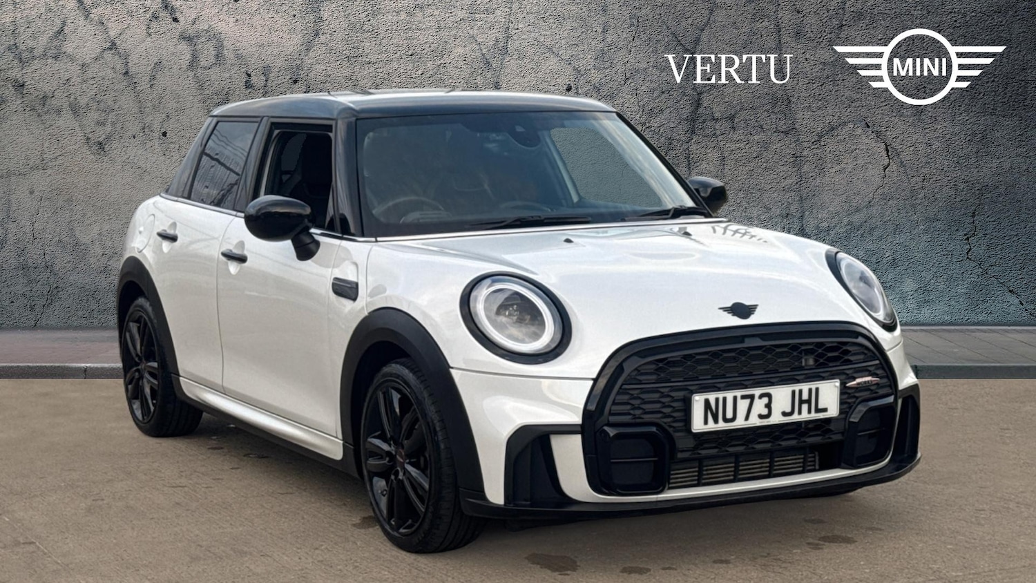 Used MINI Hatch 2023 for sale - 76853401: Photo 1