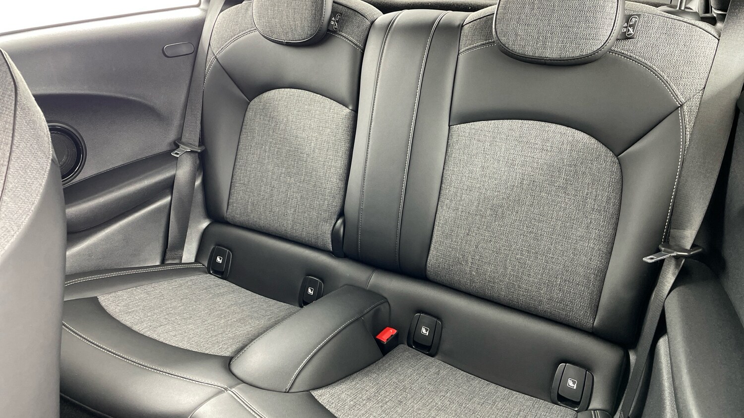 Used MINI Hatch 2021 for sale - 78012560: Photo 12