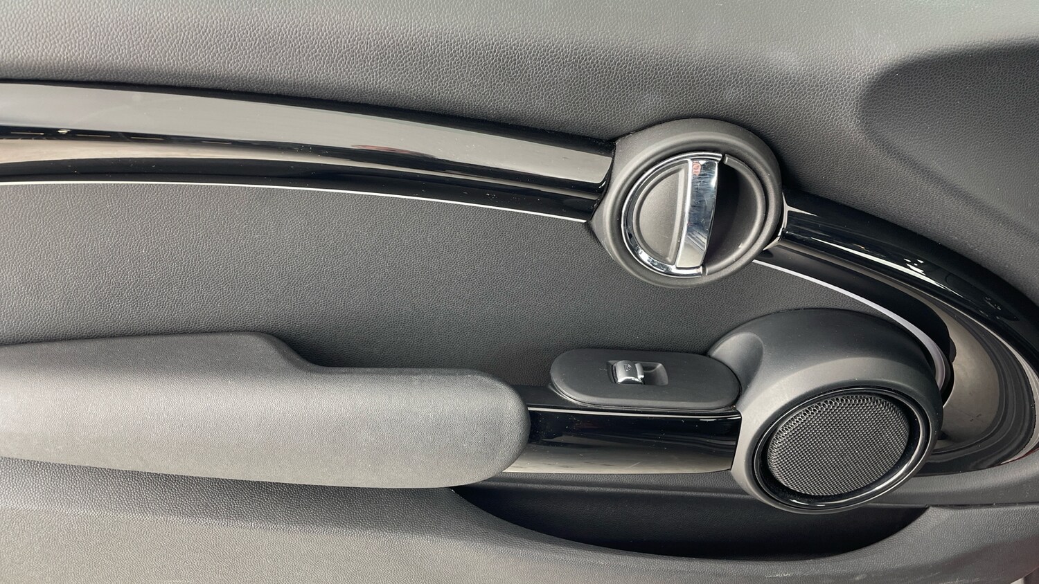 Used MINI Hatch 2021 for sale - 78012560: Photo 27