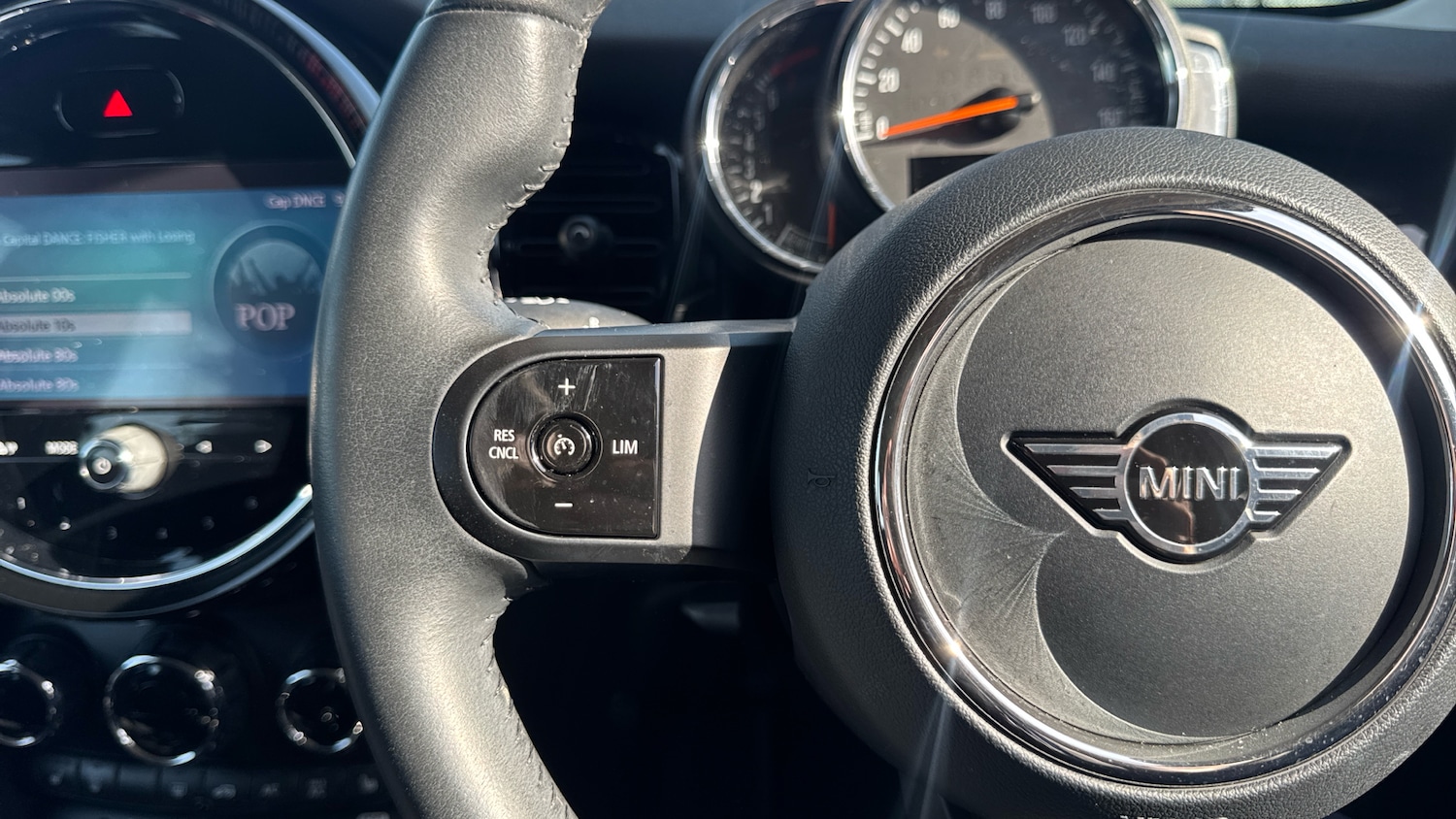 Used MINI Hatch 2022 for sale - 77945315: Photo 17