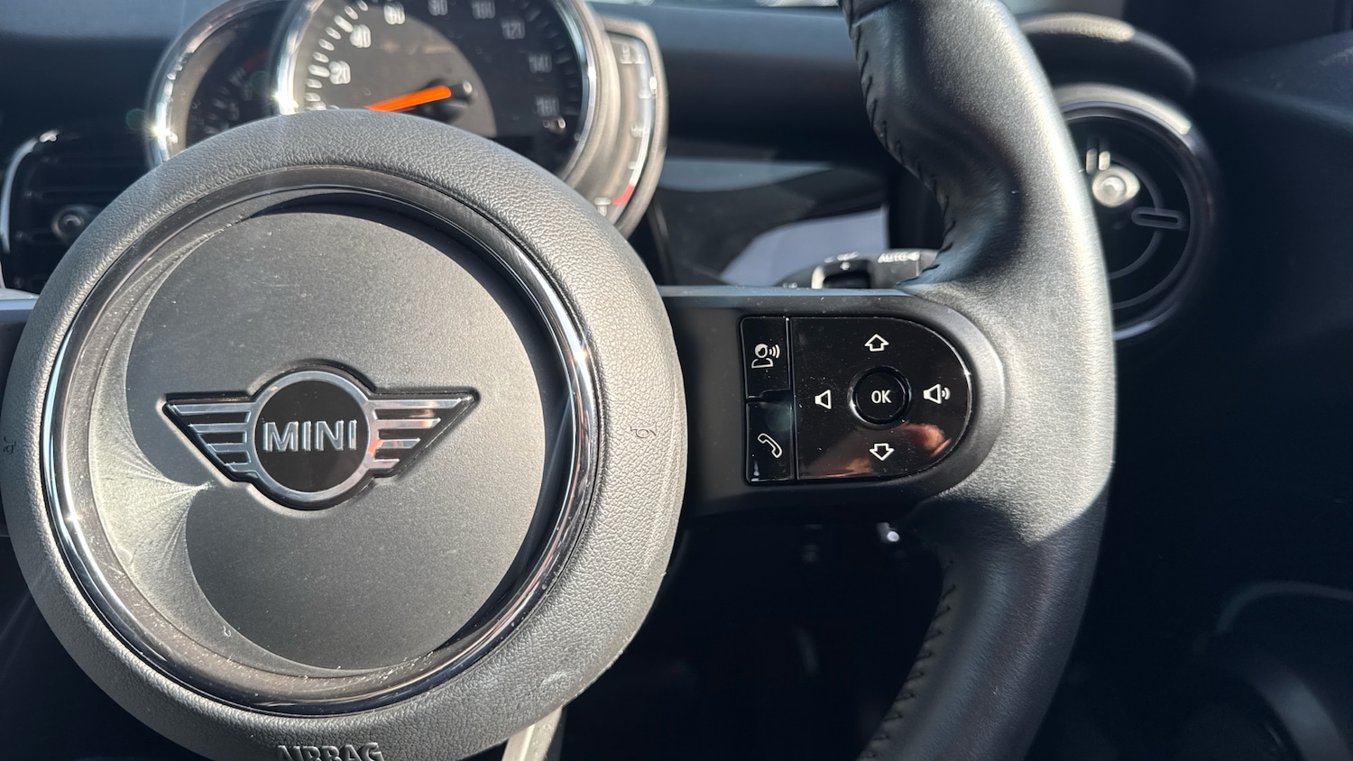 Used MINI Hatch 2022 for sale - 77945315: Photo 18