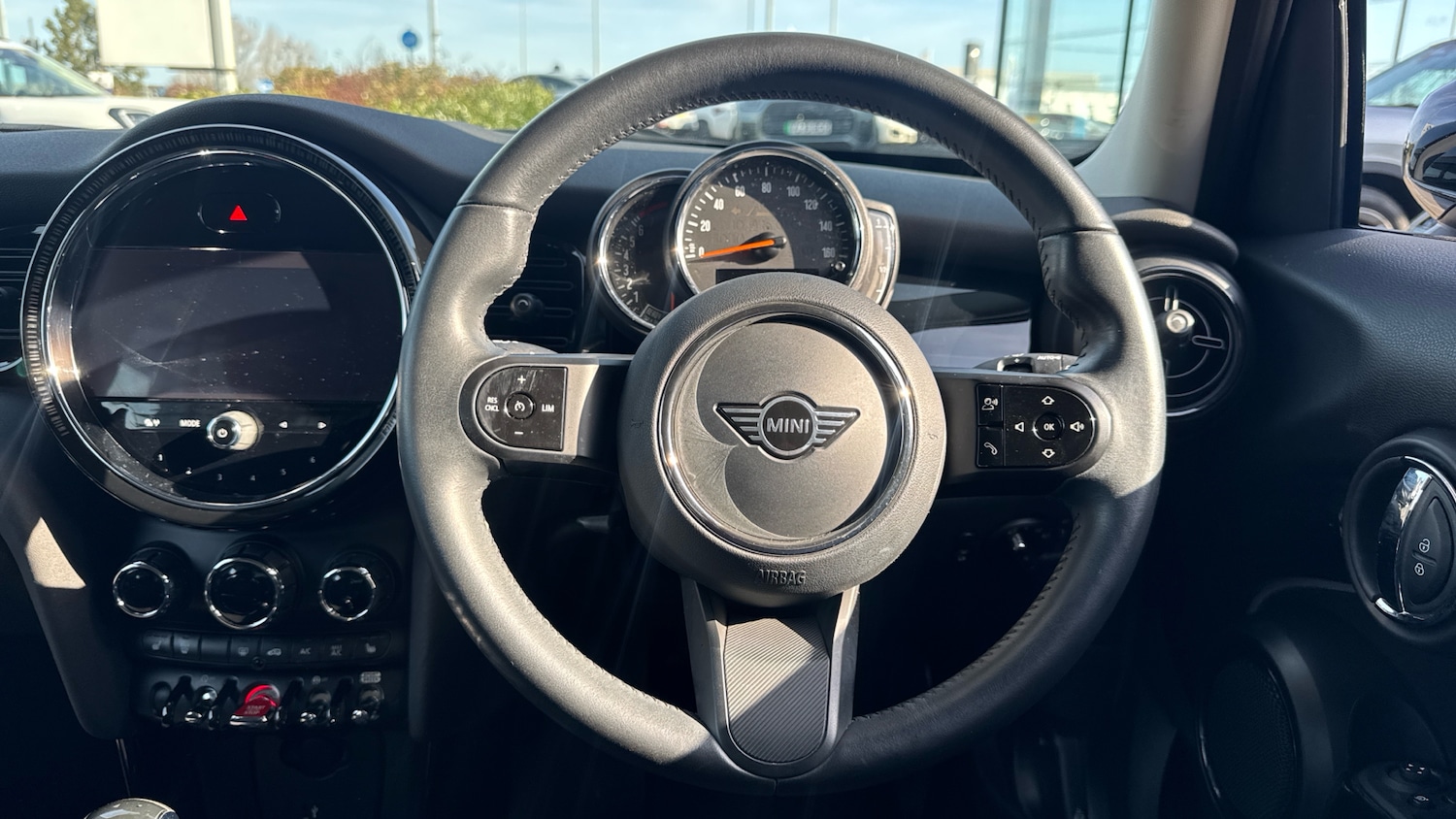 Used MINI Hatch 2022 for sale - 77945315: Photo 5