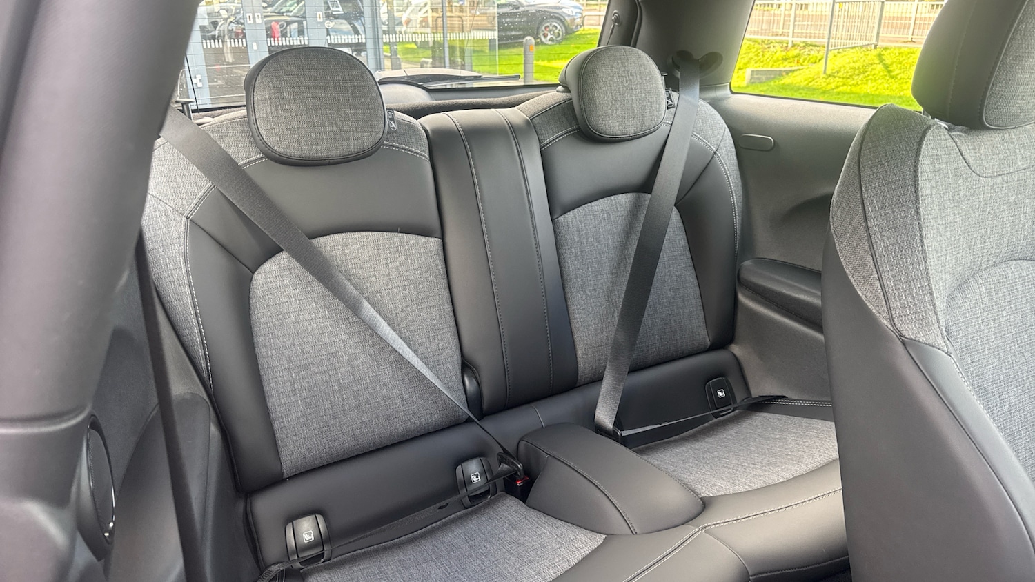 Used MINI Hatch 2022 for sale - 76412029: Photo 12