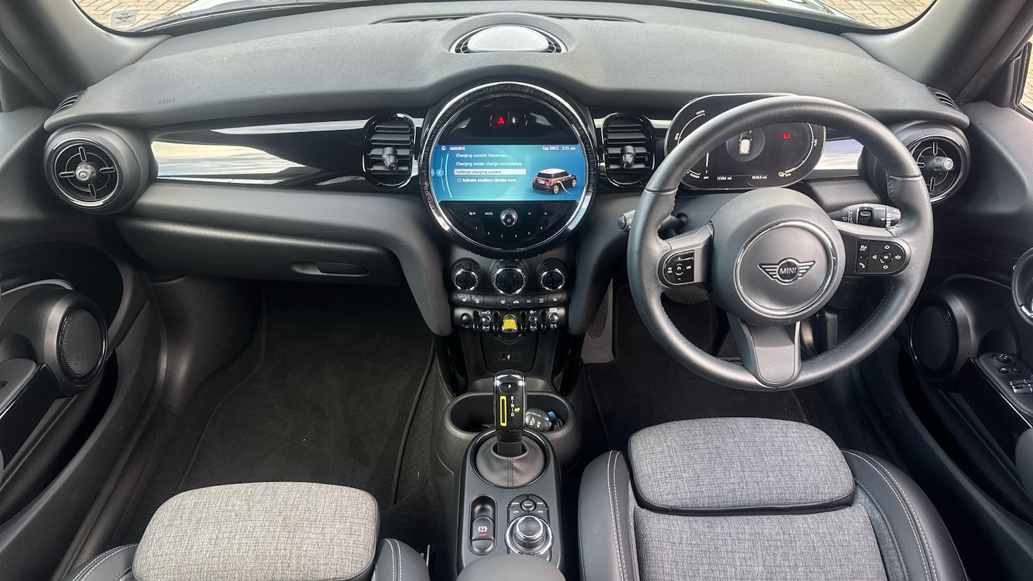 Used MINI Hatch 2022 for sale - 76412029: Photo 4