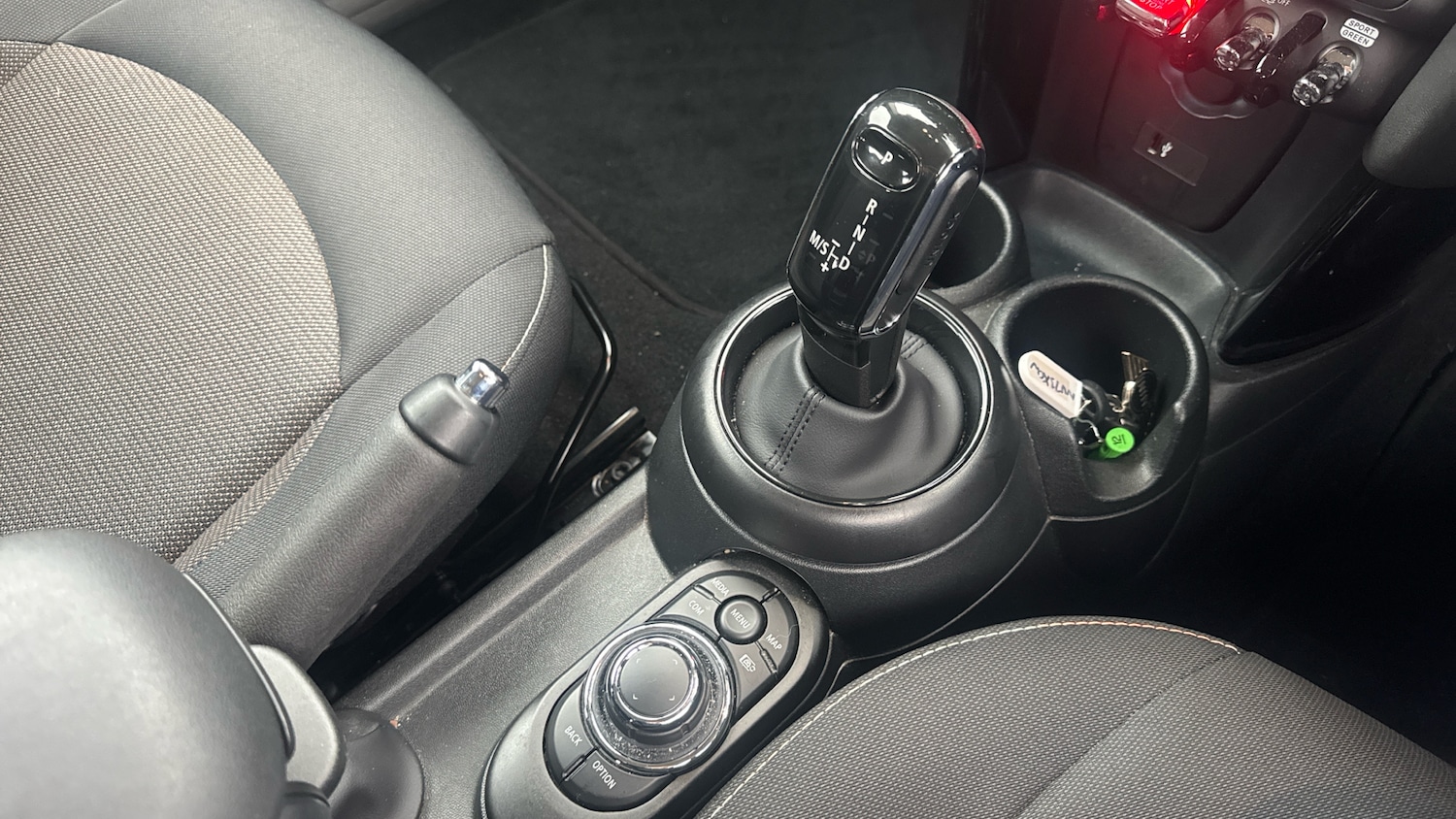 Used MINI Hatch 2023 for sale - 76984608: Photo 10