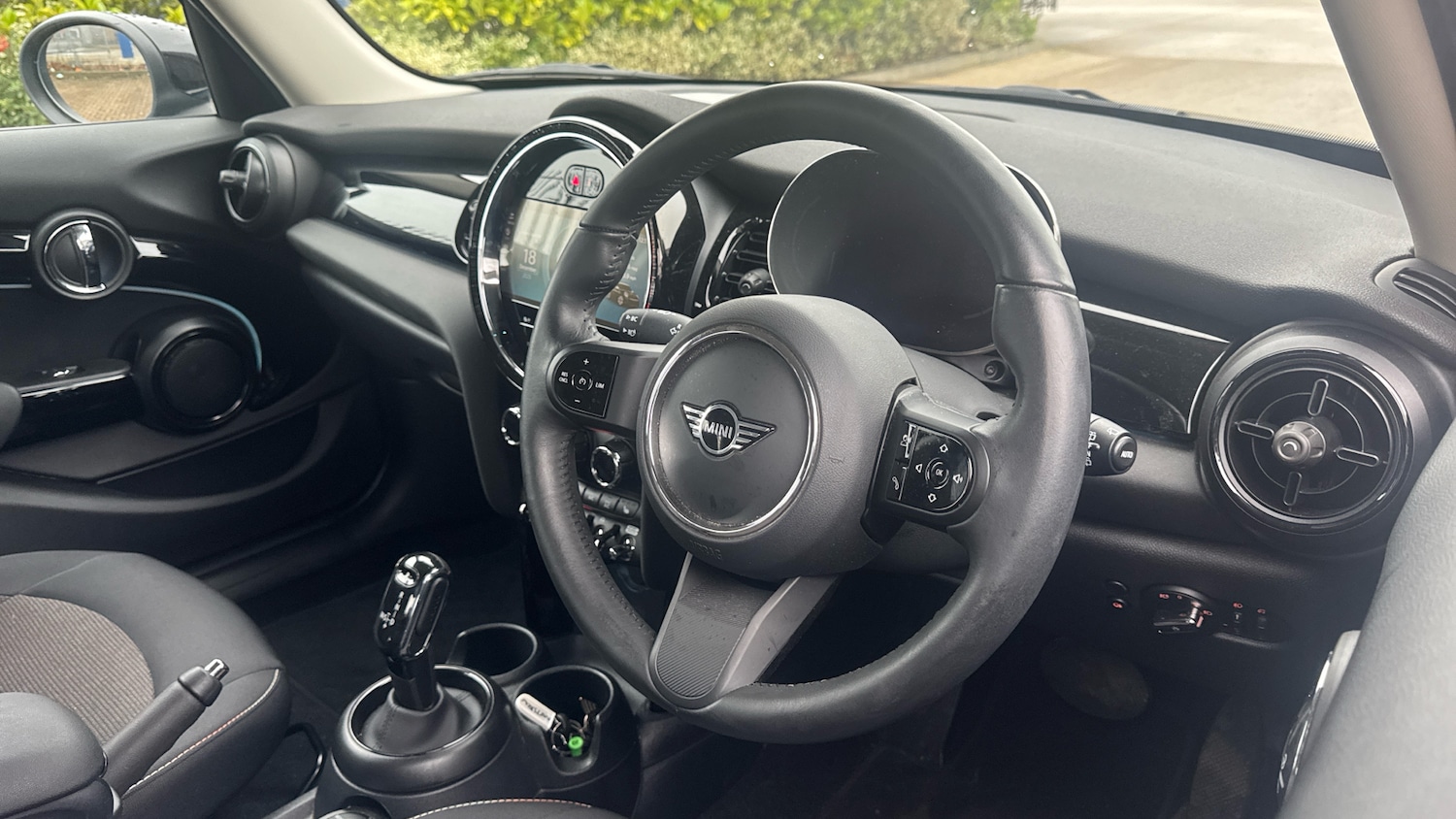 Used MINI Hatch 2023 for sale - 76984608: Photo 6