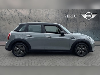 Used MINI Hatch 2022 for sale - 78653104: Photo
