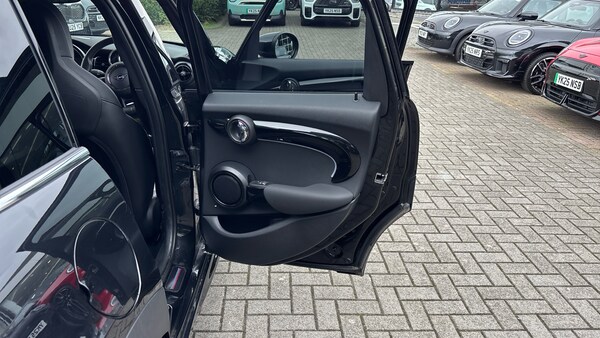 Used MINI Hatch 2022 for sale - 76205436: Photo 50