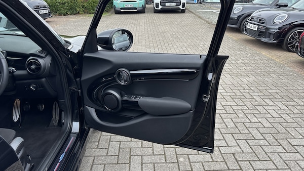 Used MINI Hatch 2022 for sale - 76205436: Photo 52