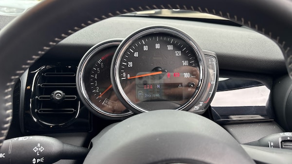 Used MINI Hatch 2022 for sale - 76205436: Photo 9