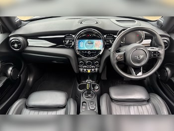 Used MINI Hatch 2021 for sale - 75724933: Photo