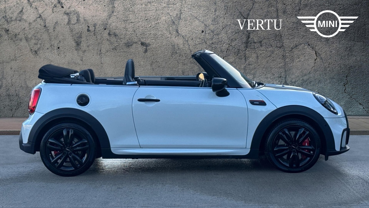 Used MINI Convertible 2024 for sale - 77011669: Photo 3