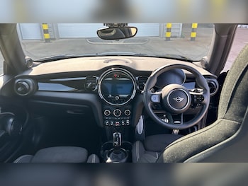 Used MINI Hatch 2024 for sale - 78708737: Photo