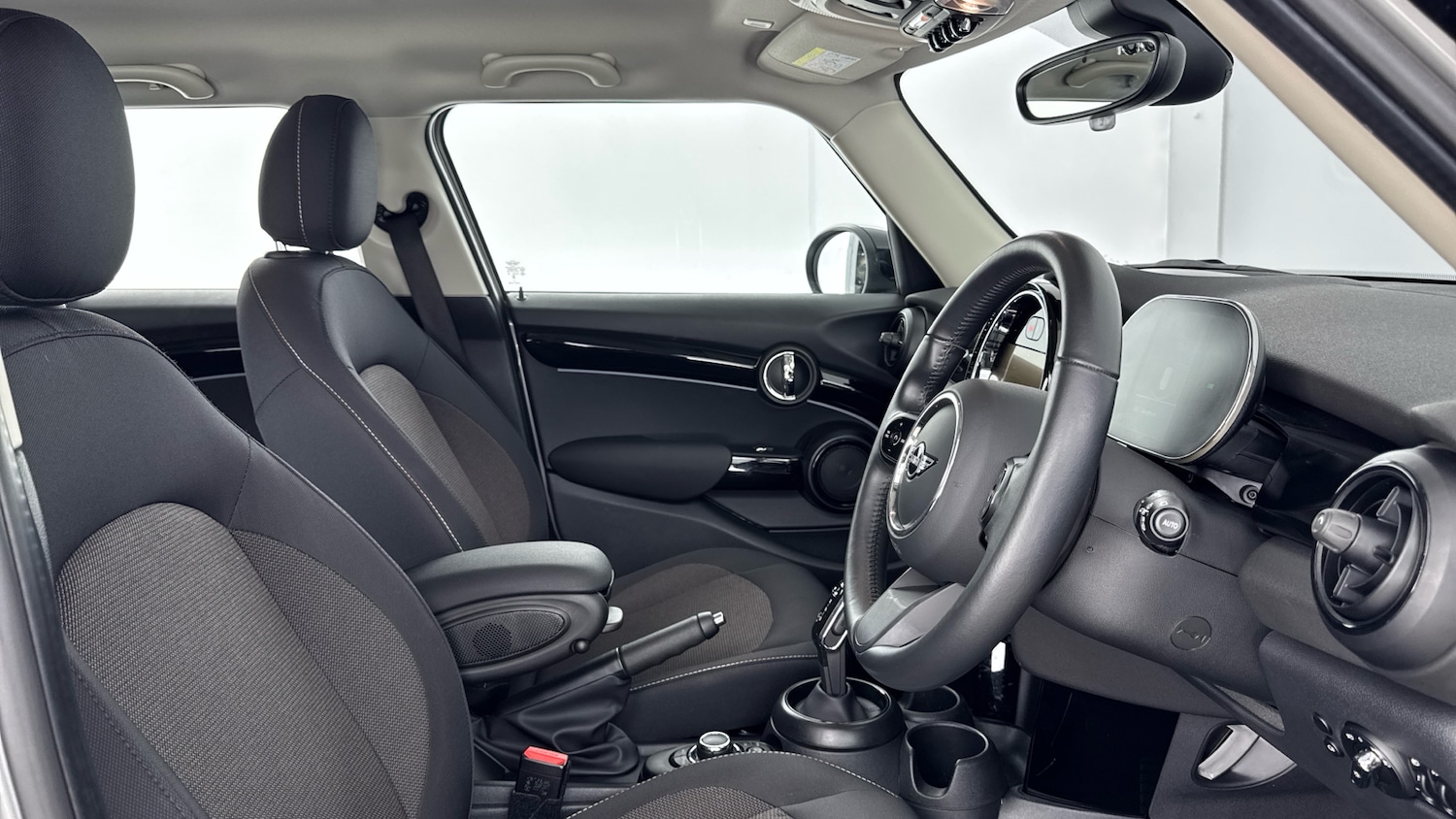 Used MINI Hatch 2023 for sale - 78012570: Photo 11